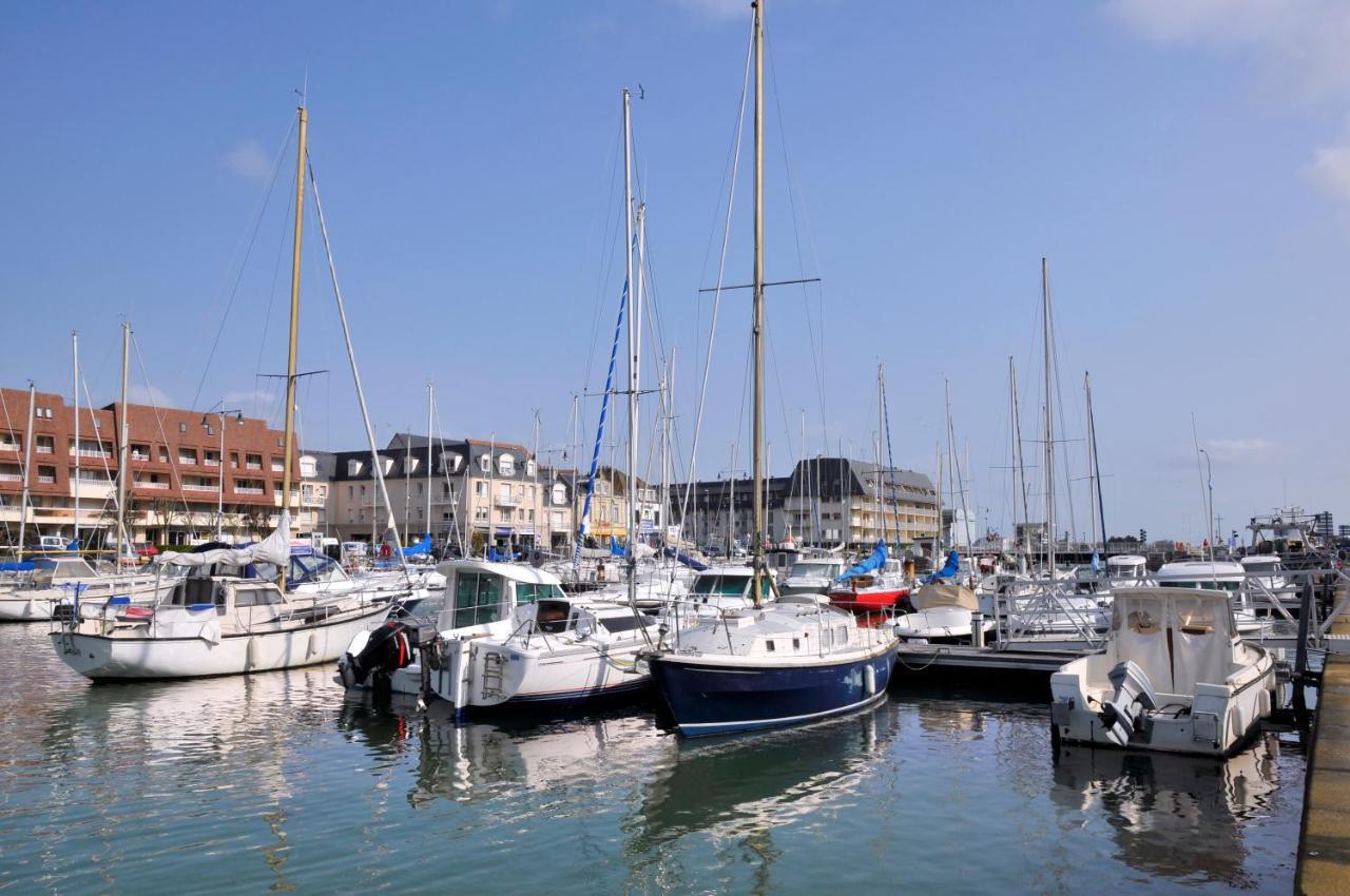 Le Petit Matelot, Studio Fonctionnel Avec Loggia Courseulles-sur-Mer Zewnętrze zdjęcie