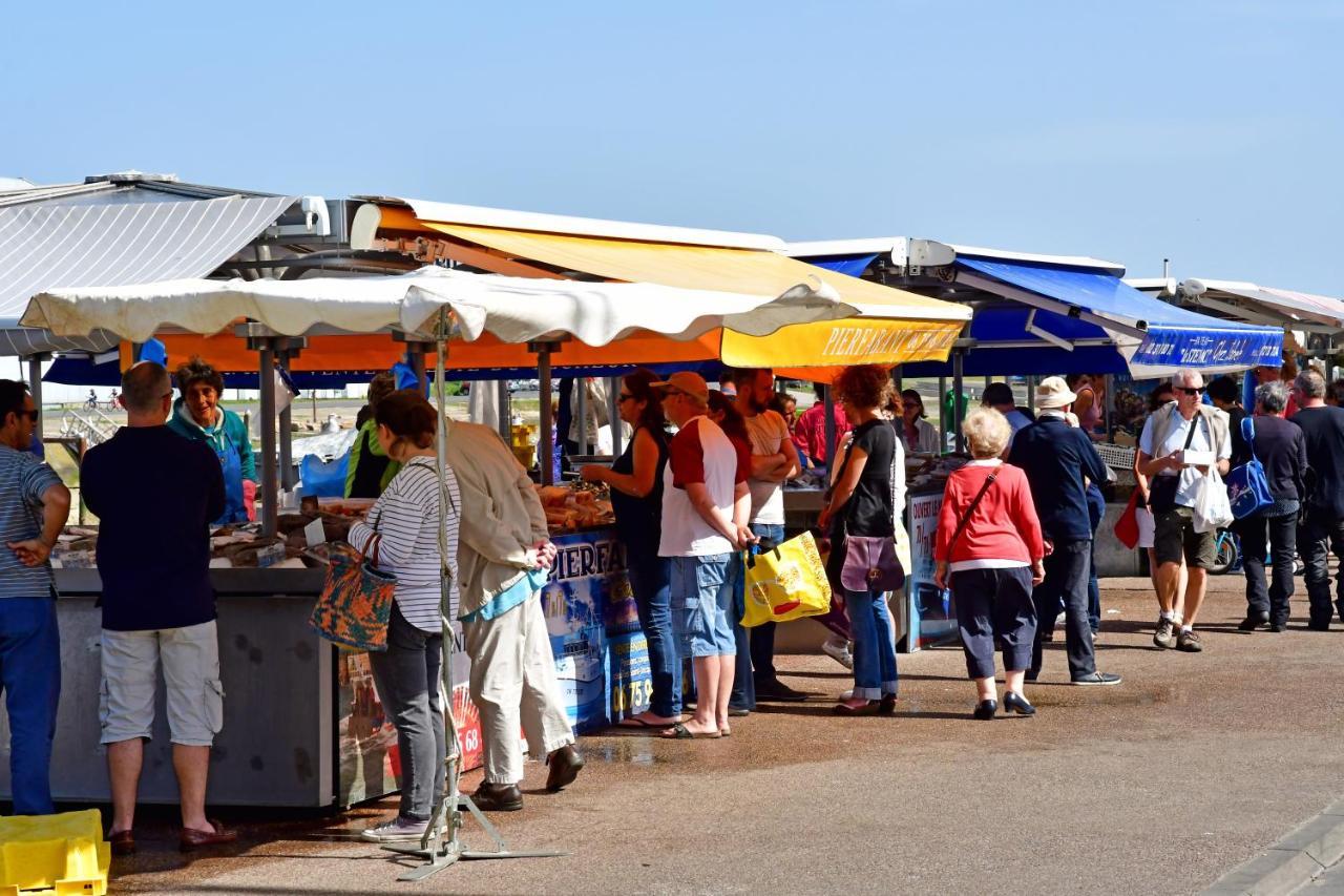 Le Petit Matelot, Studio Fonctionnel Avec Loggia Courseulles-sur-Mer Zewnętrze zdjęcie